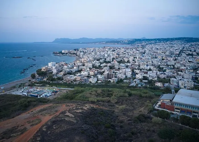 Beachside Apartment-pool-parking Apartment *